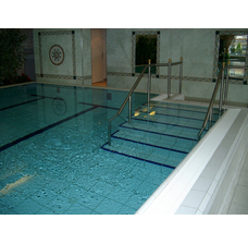 Изображение 4 Плитка для бассейнов Interbau Blink Крытый бассейн в гостинице 4*