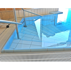 Изображение 17 Плитка для басейнів Interbau Blink Басейни у спортивному клубі