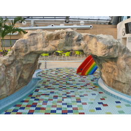 Плитка для басейнів Interbau Blink Атракціони та басейни в аквапарку