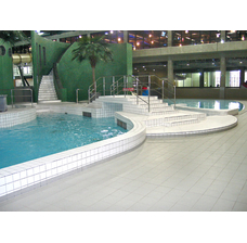 Изображение 2 Плитка для басейнів Interbau Blink Басейни в розважальному центрі