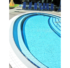 Изображение 3 Плитка для басейнів Interbau Blink Басейн із солоною водою у готелі